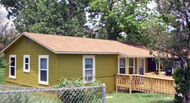 neighbors house
